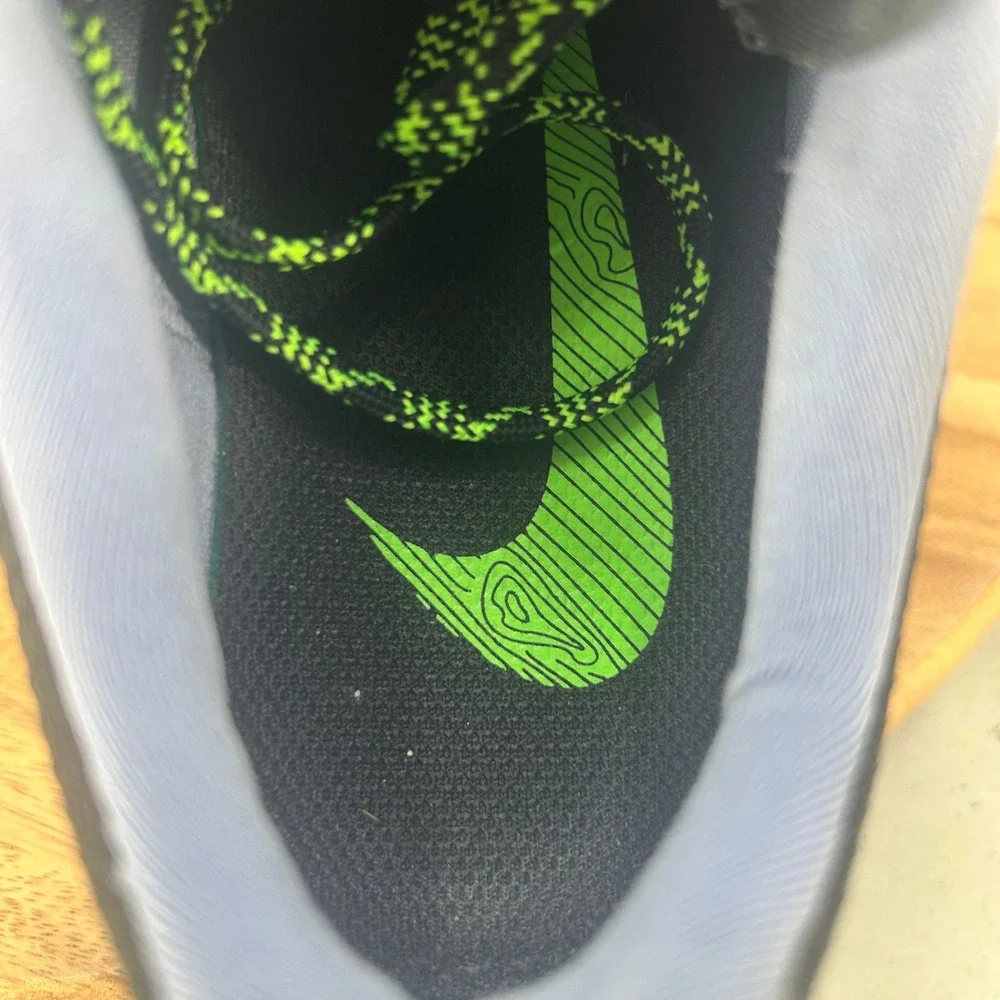 Nike Pegasus Trail 3 Black Lime Green Running Shoes DA8697-004 Mens Size 8.5